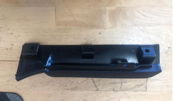 টেসলা মডেল এক্স ২০১৫-২০২১ এর জন্য বাম হাতের চাকা ফেয়ারিং কালো প্লাস্টিক