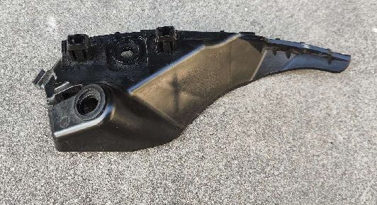 টেসলা মডেল এস ফ্রন্ট বাম্পার ব্র্যাকেট এবিএস প্লাস্টিক ২৫০মিমি x ৩০মিমি