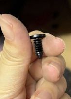 টেসলা মডেল এস (2012-2016) এর জন্য 4.75 মিমি মাউন্টিং ইন্টারফেস এবং 11.10 মিমি ওডি সহ হাই-ইম্প্যাক্ট নাইলন ব্রাশ ক্লিপ